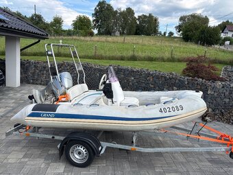 Motorový člun Grand 5 osob - 5