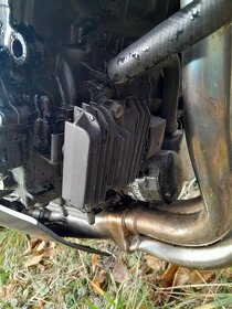 Suzuki gsr 600 - 5