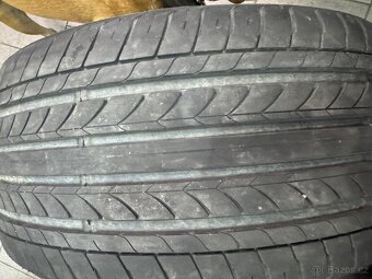 Prodám pneu 245/35/zr19 - 5