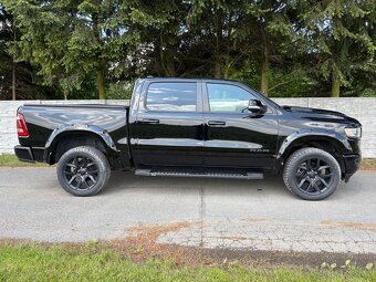 Ram 1500 5.7 hemi 5. Generace - 5