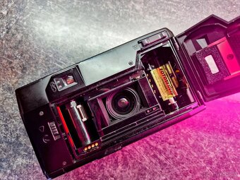 Kompaktní fotoaparát na kinofilm Pentax AF Zoom 70 - 5