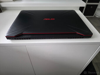 Herní notebook ASUS TUF505 - 5