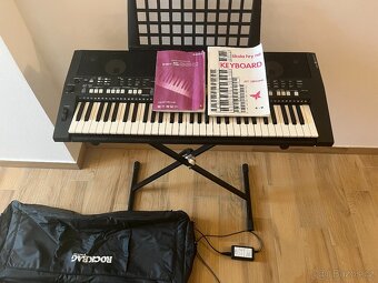Klávesy Yamaha PSR S550 - 5