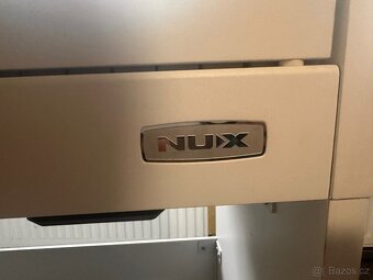 Digitální klavír NUX - 5