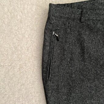 Dámské šedé kalhoty ve vlněném vzhledu C&A vel. 38 - 5