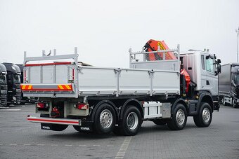 Scania G400 8x4 - třístranný sklápěč s hydraulickou rukou - 5