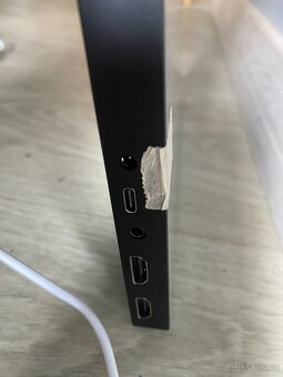 Dotykový monitor 10 palců - obrazovka - 5