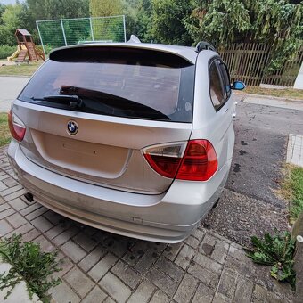 BMW 318d Tour 90kw - 5