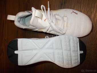 NÁDHERNÉ ODLEHČENÉ BOTASKY PUMA V,38 100%STAV - 5