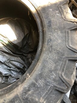 Pneumatiky 320/85R24 - 5