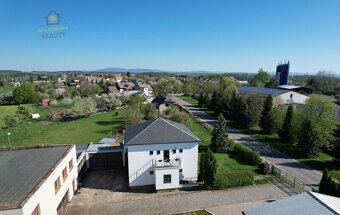 Prodej vily a haly -kombinace bydlení a podnikání - 5