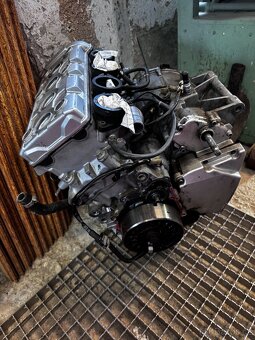 2x motor Yamaha R6 1998-2002 - 5