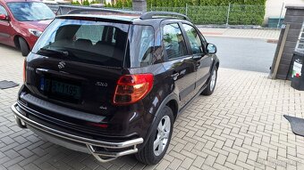 Suzuki SX4 1.6 88 kW 4x4 - 5