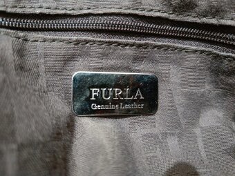 Kožená vínová kabelka Furla - 5