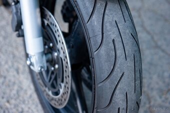 Honda CB600 Hornet s moderním LED světlem - 5