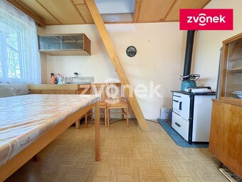 Chata Zlín - Malenovice, velká zahrada 367 m2, skleník - 5