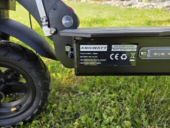 Elektrická koloběžka ANGWATT F1 NEW - 5