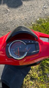 Skůtr bez TP 50ccm - 5