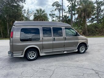 Chevrolet Express G1500 5.7 Vortec V8 - 5