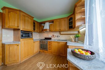 Prodej rodinného domu 1145 m², Slatina, ev.č. 00296 - 5