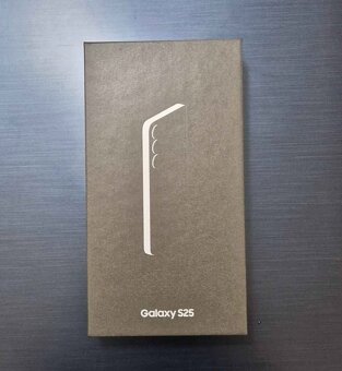 Samsung Galaxy S25 12GB/256GB - 5
