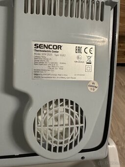 Prodej autolednicka s termoelektrickým chladicim boxem - 5