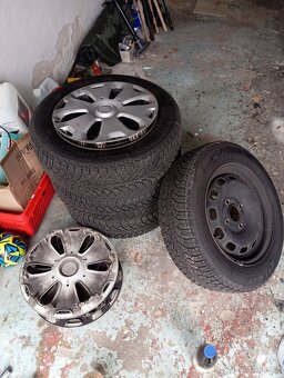 Zimní pneu s disky - 5