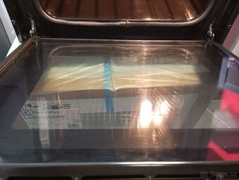 Vestavná trouba IKEA FRAMTID OV10 - 5