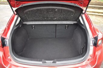 Mazda 3 2,2D PO SERVISU,TOP STAV - 5