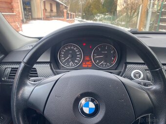 Prodám BMW E90 330D 170 kW - 5