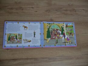 Moje knížka s puzzle Princezny - 5