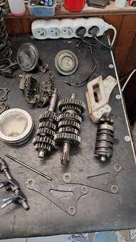 Yamaha DT 125 R RE X díly #3 - 5