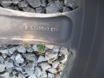 MERCEDES ALU KOLA 8,5X20 ET43 s pneu 265/45 zr20 - 5