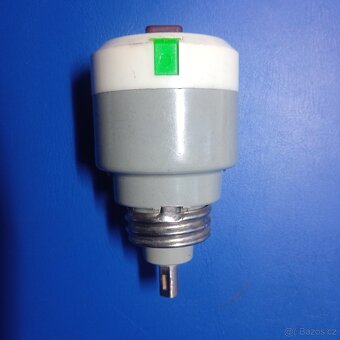 Prodám závitové porcelánové pojistky - 5