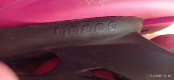 Prodám 2ks inline brusle +chrániče - 5