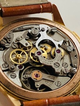 Zlaté 18-karátové chronografy Tissot ze 40. let 20. století - 5