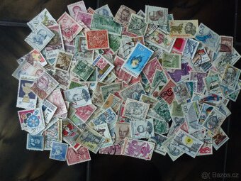 Poštovní známky z celého světa přes 5000 ks - 5