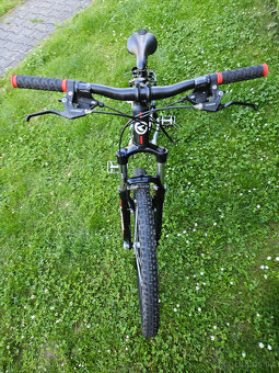 Menší 26" horské hliníkové kolo KELLYS, rám 15,5" - 5