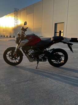 Honda CB125R - 5