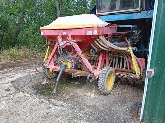 Secí stroj pneusej - 5