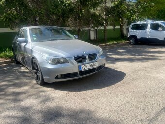 BMW - 5