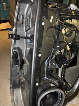 BMW X5 e53 kompletní pravé zadní dveře - 5