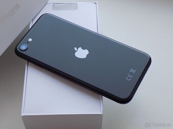 Apple iPhone SE (2020) 128GB Černý - ZÁRUKA - JAKO NOVÝ - 5