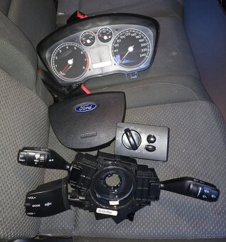 Ford Focus Mk2 hatchback ND - 5