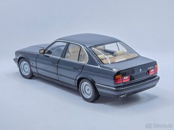 BMW E34 535i 1:18 Minichamps - 5