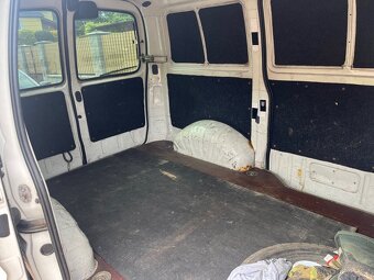 Toyota Hiace - 5