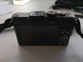 Panasonic Lumix DMC-LX7 s příslušenstvím - perfektní stav - 5