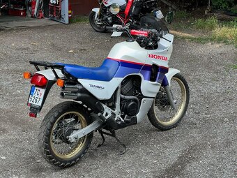 Honda Xl600V TransAlp - 5