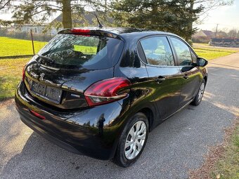 Peugeot 208 1.0 benzín - 5