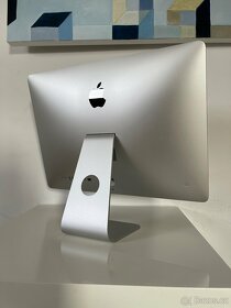 Apple iMac 21,5" 4K 2019, i7, 16GB RAM, 256GB SSD - 5